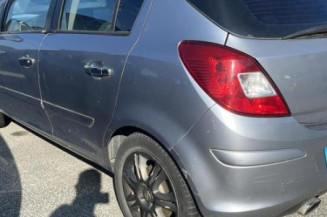Boite de vitesses OPEL CORSA D