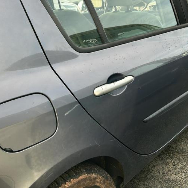 Boite de vitesses RENAULT CLIO 3 Photo n°9