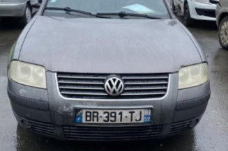 Serrure avant droit VOLKSWAGEN PASSAT 4