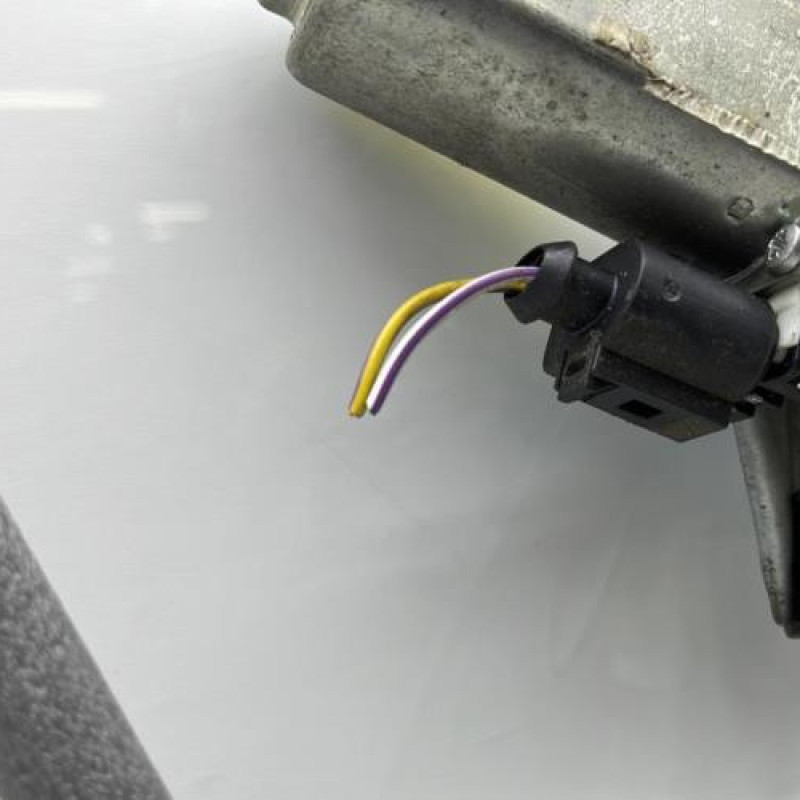 Leve vitre electrique avant droit FORD FOCUS 1 Photo n°9