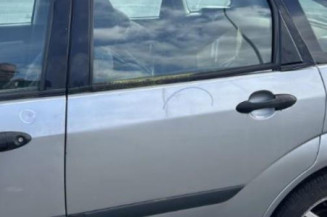 Serrure avant droit FORD FOCUS 1