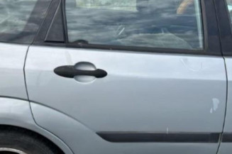 Serrure avant droit FORD FOCUS 1