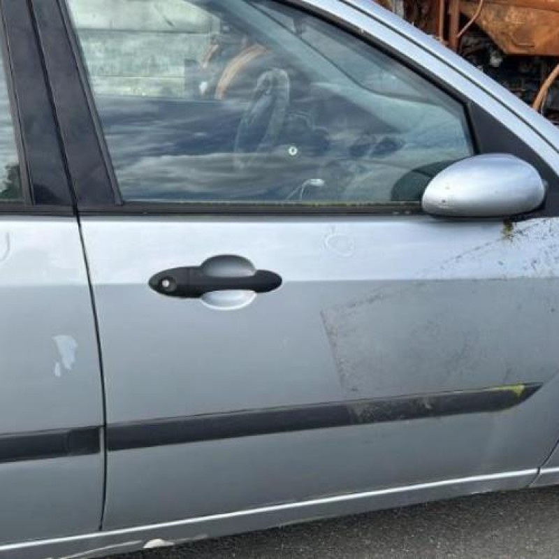 Serrure avant droit FORD FOCUS 1 Photo n°16