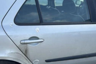 Leve vitre electrique arriere droit RENAULT LAGUNA 2