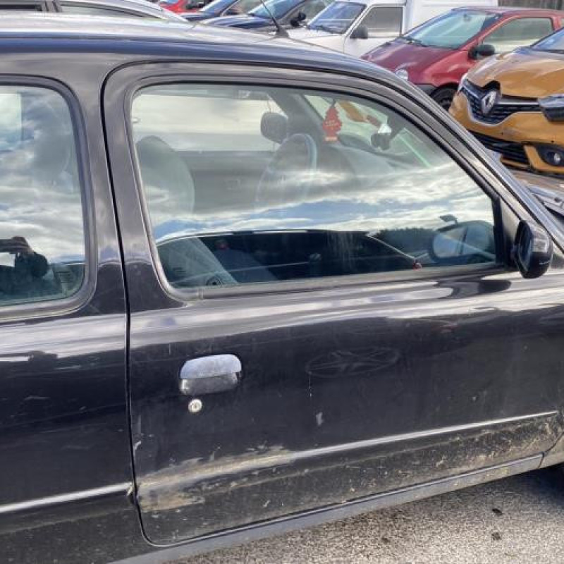 Feu arriere principal droit (feux) NISSAN MICRA 2 Photo n°14