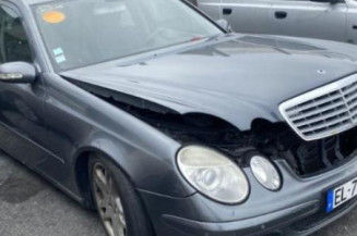 Serrure avant droit MERCEDES CLASSE E 211