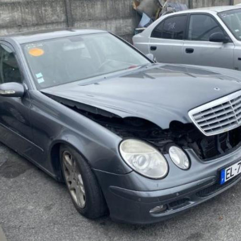 Serrure avant droit MERCEDES CLASSE E 211 Photo n°2