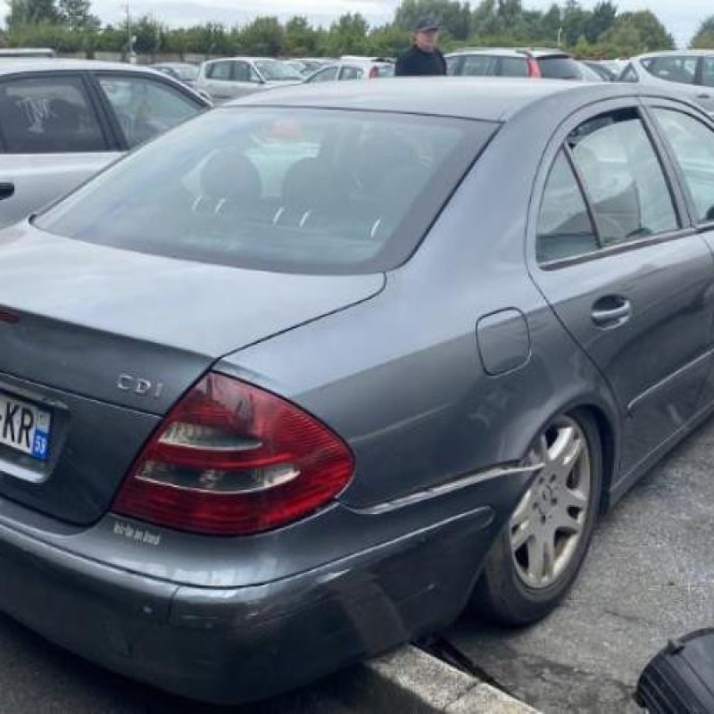 Serrure avant droit MERCEDES CLASSE E 211 Photo n°4