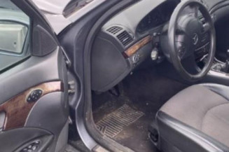 Serrure avant droit MERCEDES CLASSE E 211