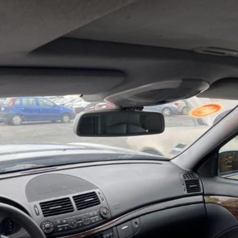 Serrure avant droit MERCEDES CLASSE E 211 Photo n°11