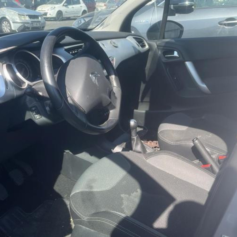 Ceinture arriere gauche CITROEN C3 2 Photo n°18