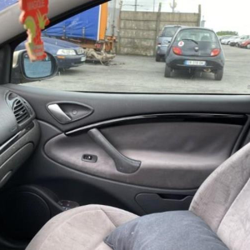 Fermeture de capot CITROEN C5 1 Photo n°17