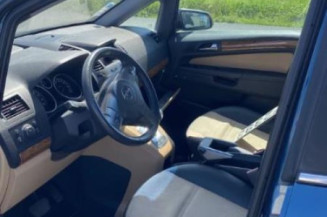 Boite a gants OPEL ZAFIRA B