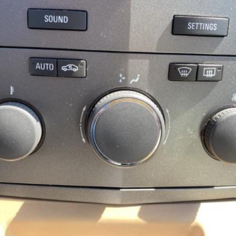 Moteur essuie glace arriere OPEL ZAFIRA B Photo n°8