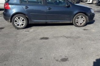 Moteur essuie glace arriere VOLKSWAGEN GOLF 5
