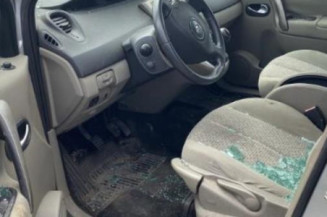 Verin de coffre RENAULT SCENIC 2