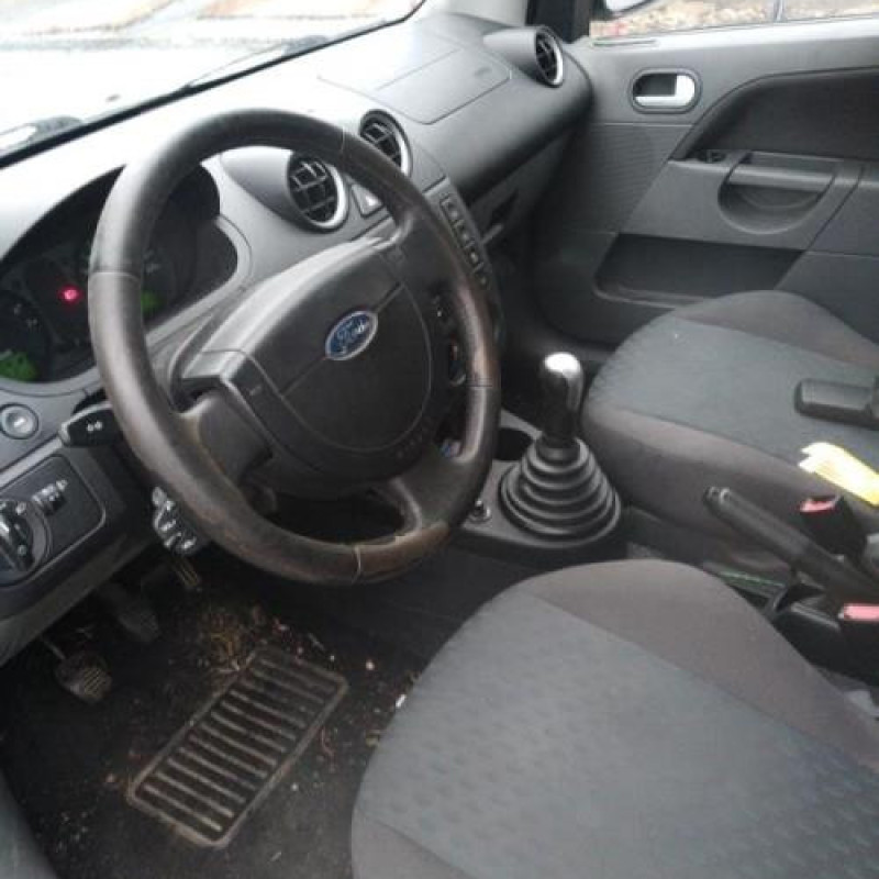 Boite de vitesses FORD FIESTA 5 Photo n°9