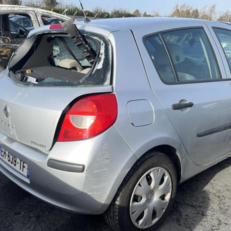 Boite de vitesses RENAULT CLIO 3 Photo n°6