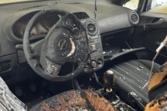 Boite de vitesses OPEL CORSA D