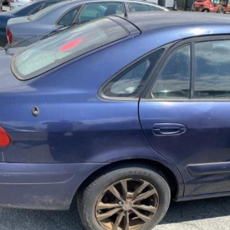 Malle/Hayon arriere MAZDA 626 4 Photo n°6