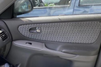 Malle/Hayon arriere MAZDA 626 4