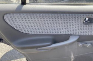 Malle/Hayon arriere MAZDA 626 4