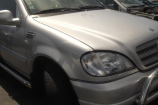 Bras essuie glace arriere MERCEDES CLASSE M 163