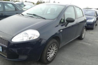 Ceinture arriere gauche FIAT GRANDE PUNTO Photo n°1