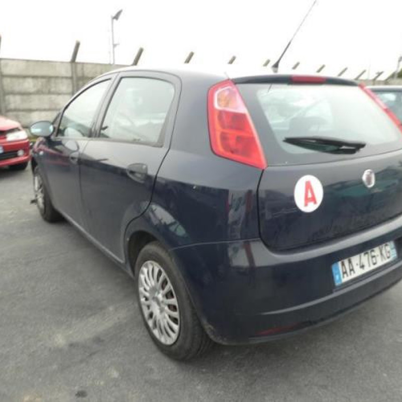 Ceinture arriere gauche FIAT GRANDE PUNTO Photo n°4
