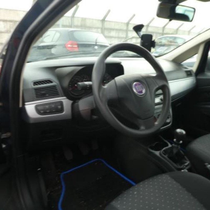 Ceinture arriere gauche FIAT GRANDE PUNTO Photo n°7