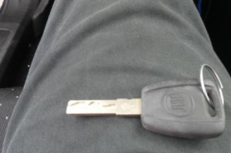 Ceinture arriere gauche FIAT GRANDE PUNTO