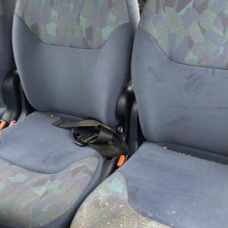 Malle/Hayon arriere FORD GALAXY 1 Photo n°8