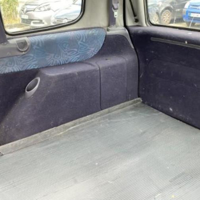 Porte arriere droit RENAULT ESPACE 3 Photo n°10