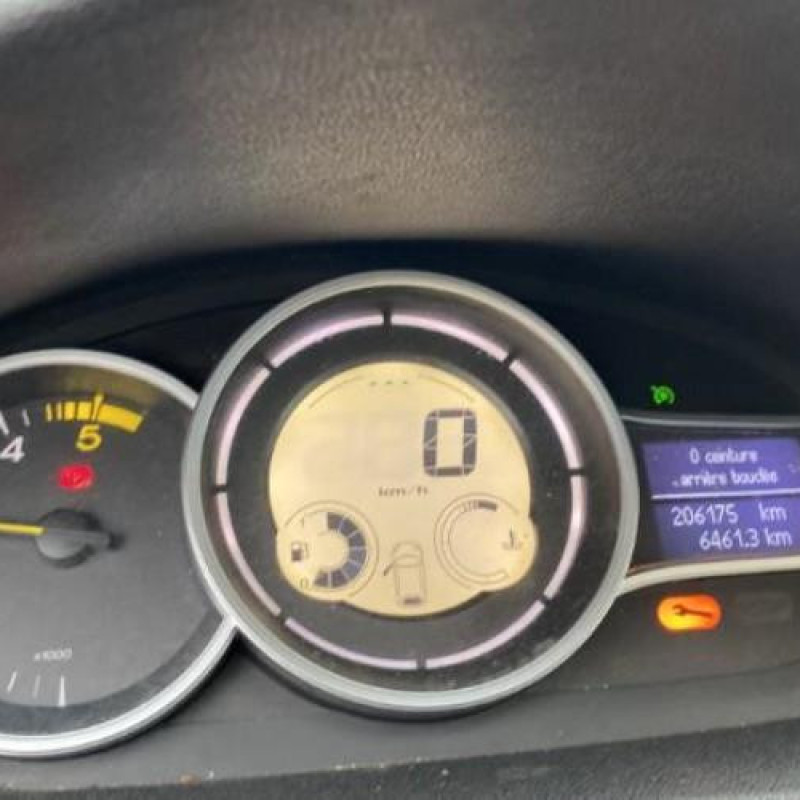 Bouton de coffre RENAULT MEGANE 3 Photo n°15