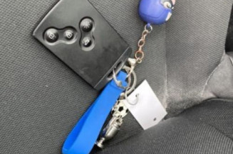 Poignee porte avant droit RENAULT MEGANE 3