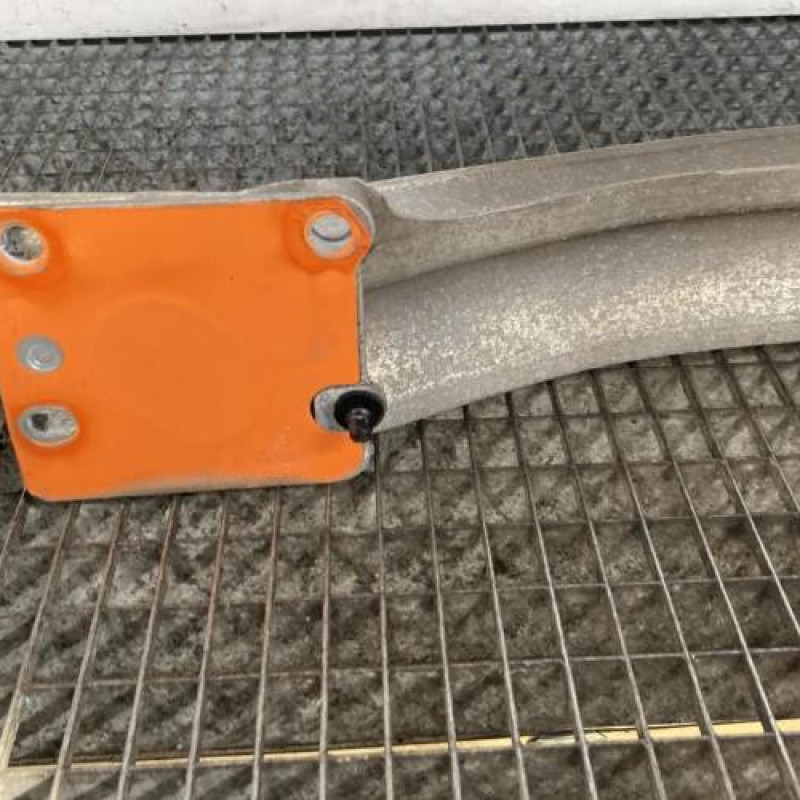 Renfort pare choc arriere (traverse) PEUGEOT 5008 1 Photo n°5