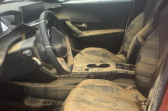 Extension d'aile arriere gauche PEUGEOT 2008 2