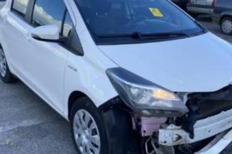 Serrure avant droit TOYOTA YARIS 3