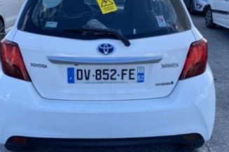Serrure avant droit TOYOTA YARIS 3