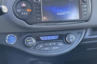 Serrure avant droit TOYOTA YARIS 3