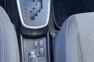 Serrure avant droit TOYOTA YARIS 3