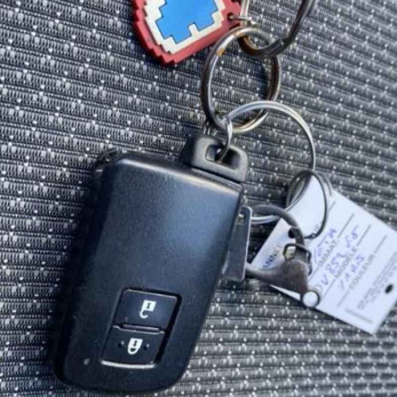 Serrure avant droit TOYOTA YARIS 3 Photo n°17