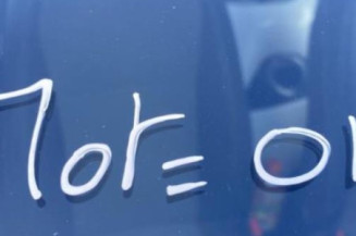 Serrure avant droit TOYOTA YARIS 3