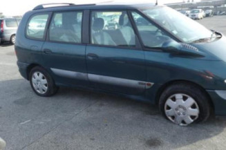 Bouton de warning RENAULT ESPACE 3
