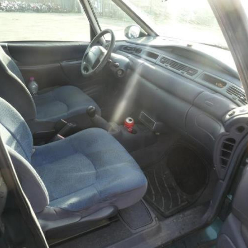 Bouton de warning RENAULT ESPACE 3 Photo n°5