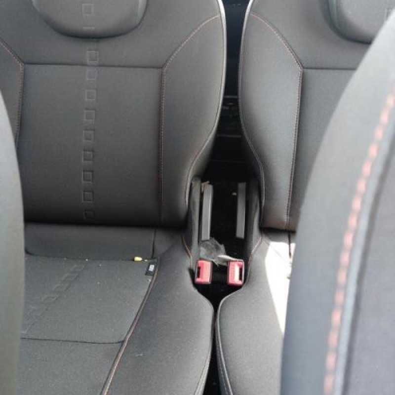 Malle/Hayon arriere RENAULT TWINGO 2 Photo n°20