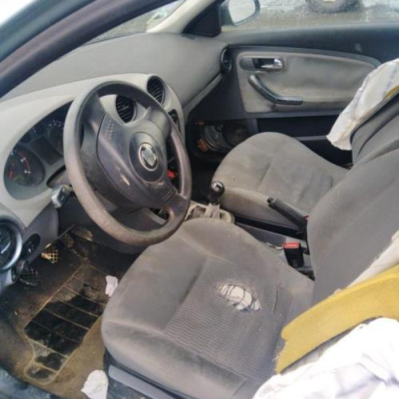 Capot SEAT IBIZA 3 Photo n°14