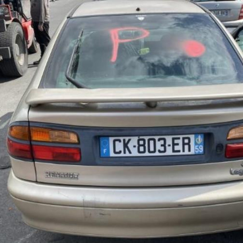 Malle/Hayon arriere RENAULT LAGUNA 1 Photo n°5