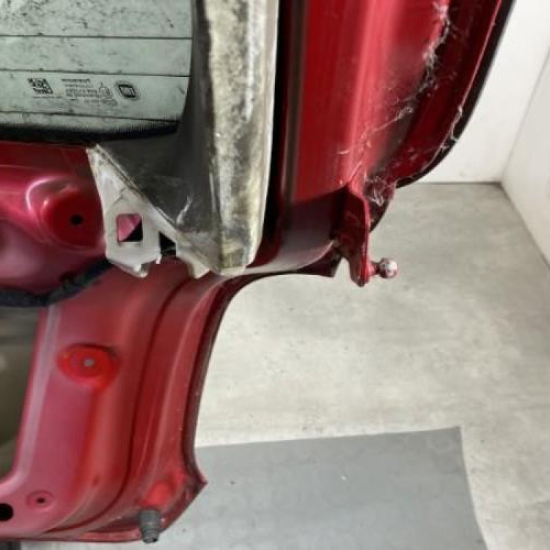 Malle/Hayon arriere FIAT 500X Photo n°8