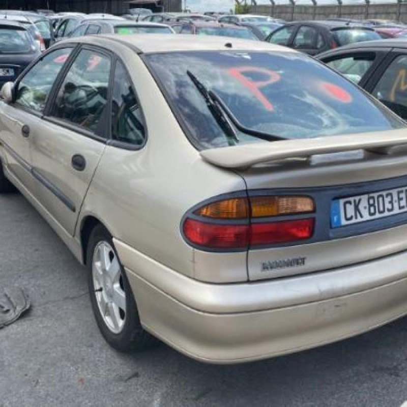 Leve vitre electrique avant droit RENAULT LAGUNA 1 Photo n°3